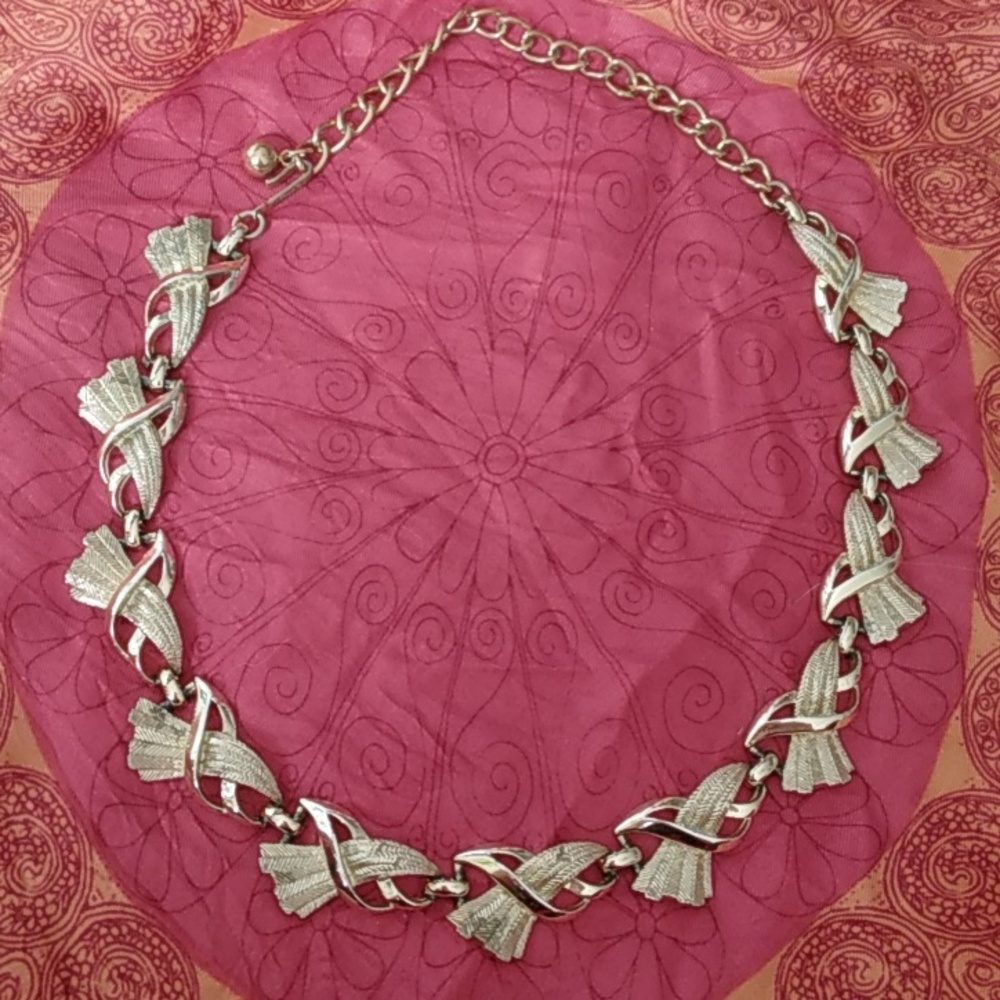 Coro Vintage Gold Woven Chain Choker Necklace